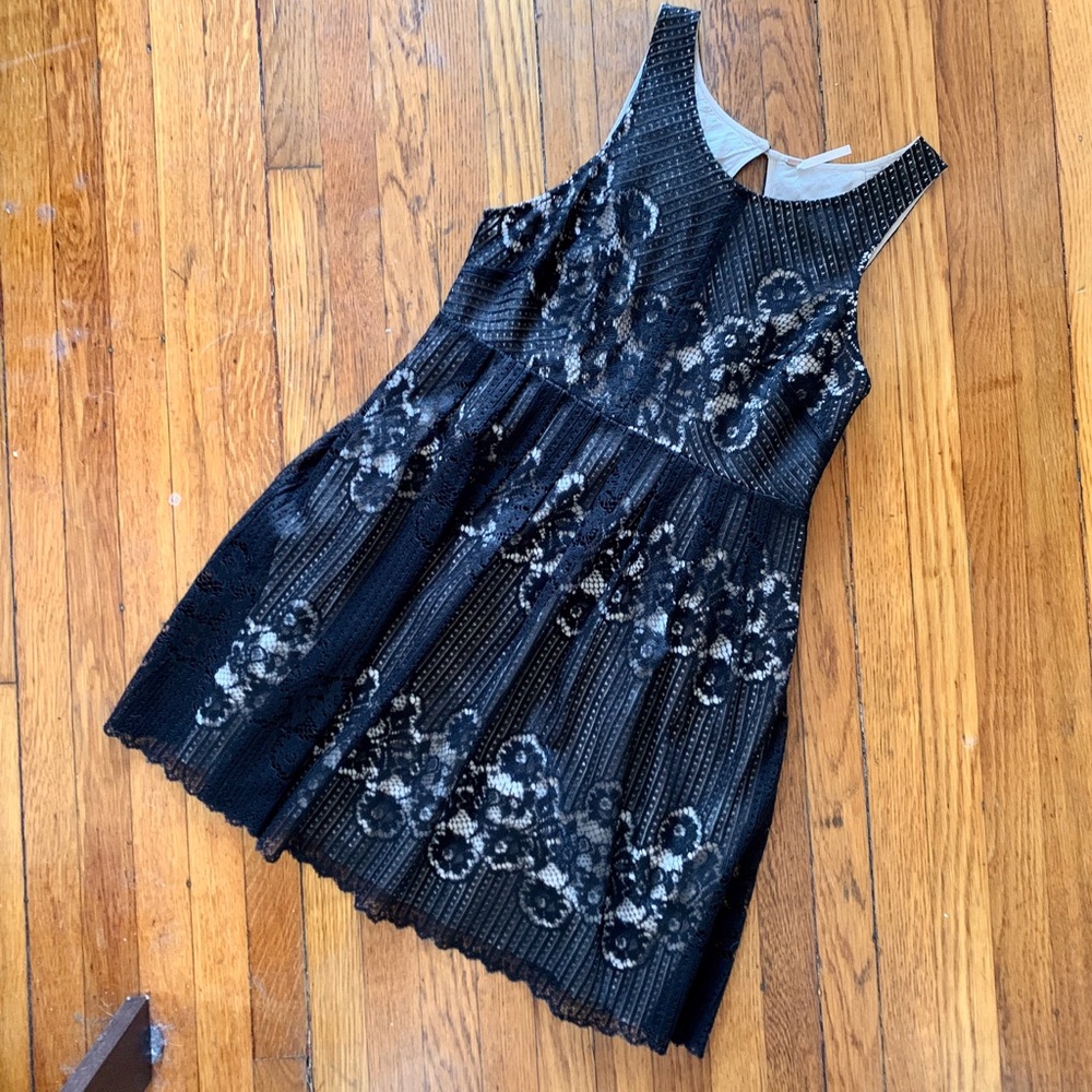 Free People Rocco Lace Open Back Dress sz 6 - Picture 3 of 6